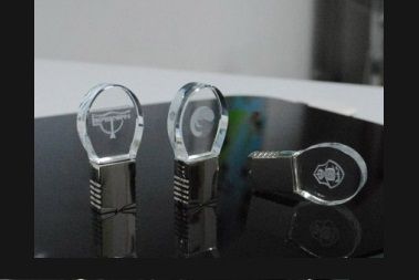 UPL 013 - USB Pha Lê