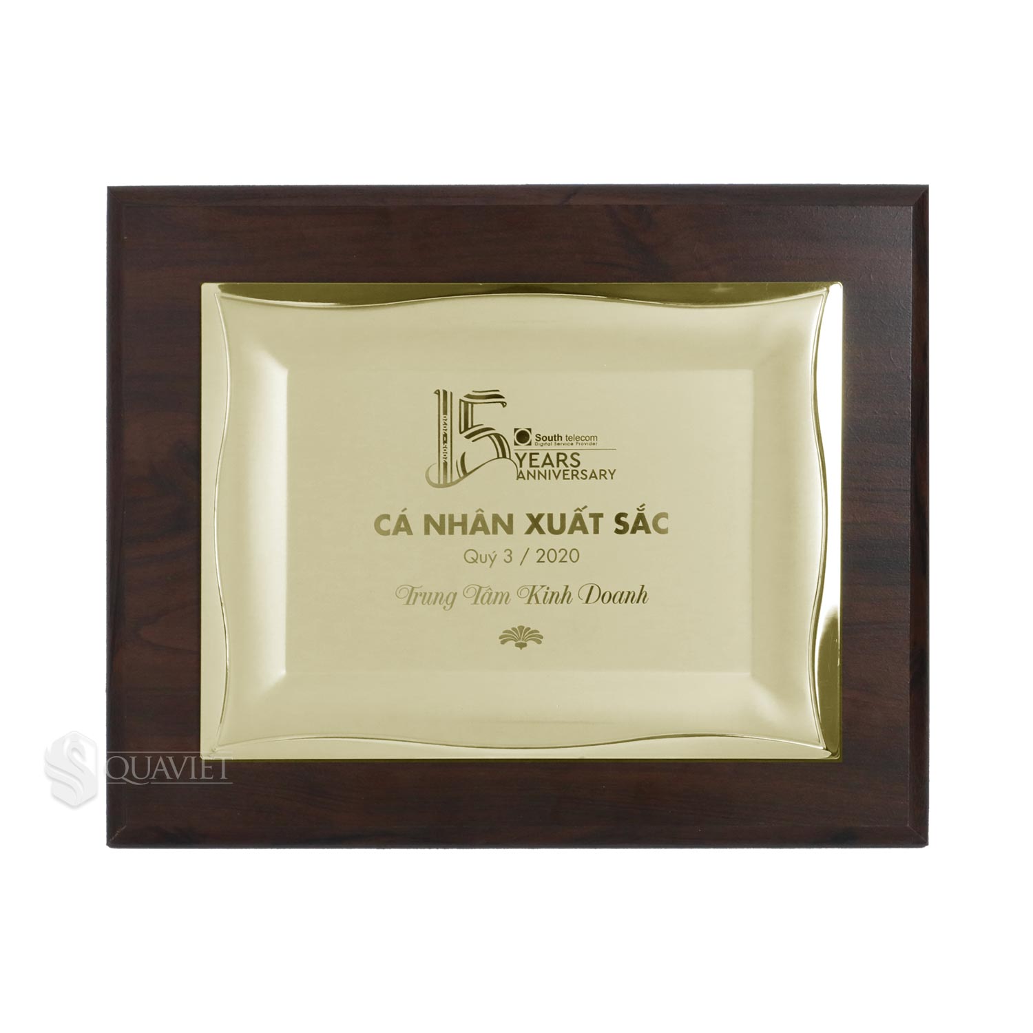 Bảng vinh danh thành tích cá nhân của trung tâm kinh doanh