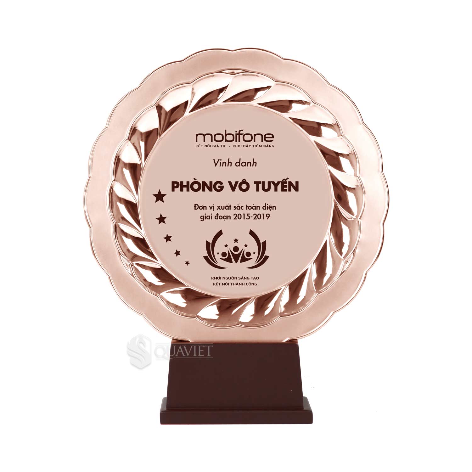Bảng vinh danh cho đơn vị xuất sắc tại cơ quan