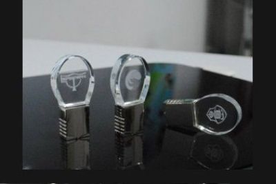 UPL 013 - USB Pha Lê