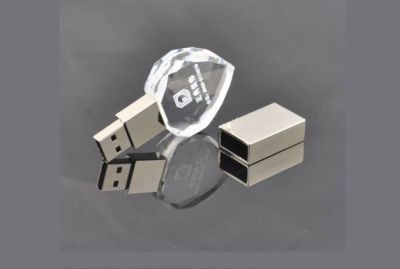 UPL 011 - USB Pha Lê