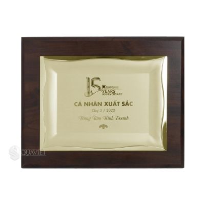 Bảng vinh danh thành tích cá nhân của trung tâm kinh doanh