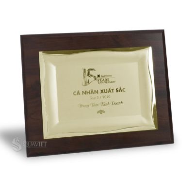 Bảng vinh danh thành tích cá nhân của trung tâm kinh doanh
